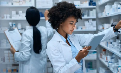 what-do-pharmacist-do-northeastern-graduate
